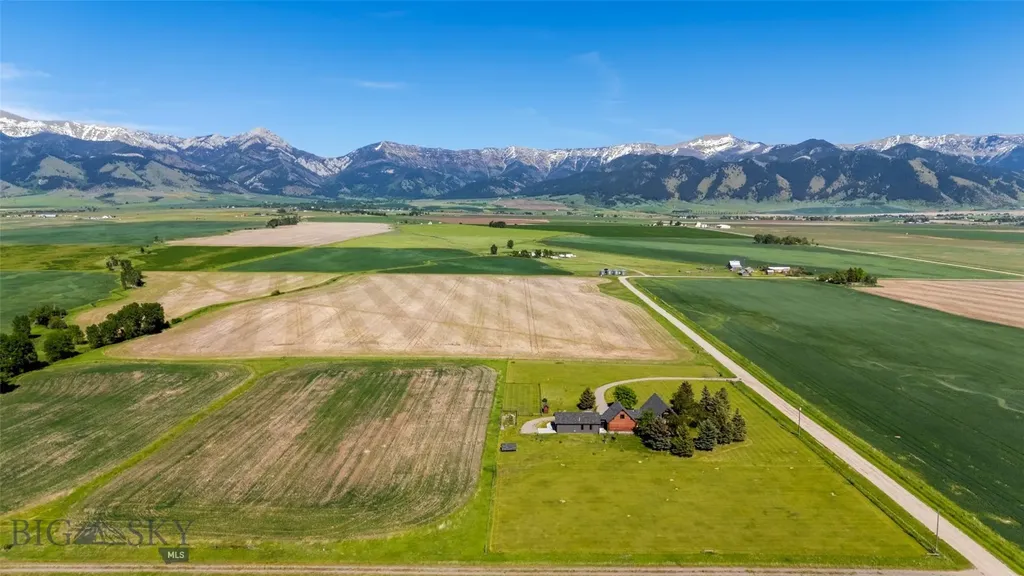 3033 Wes Davis Road Belgrade MT 59714