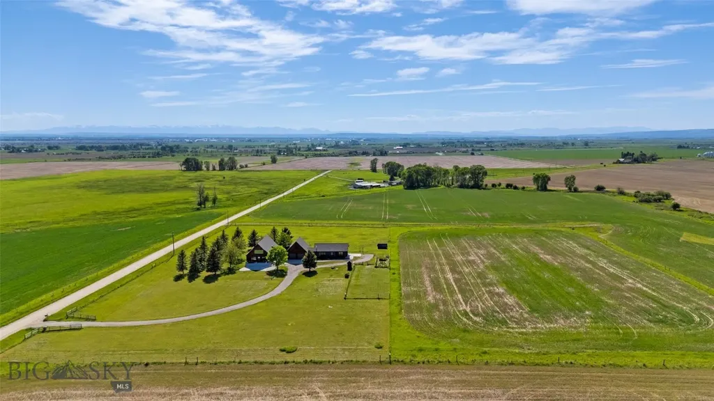 3033 Wes Davis Road Belgrade MT 59714