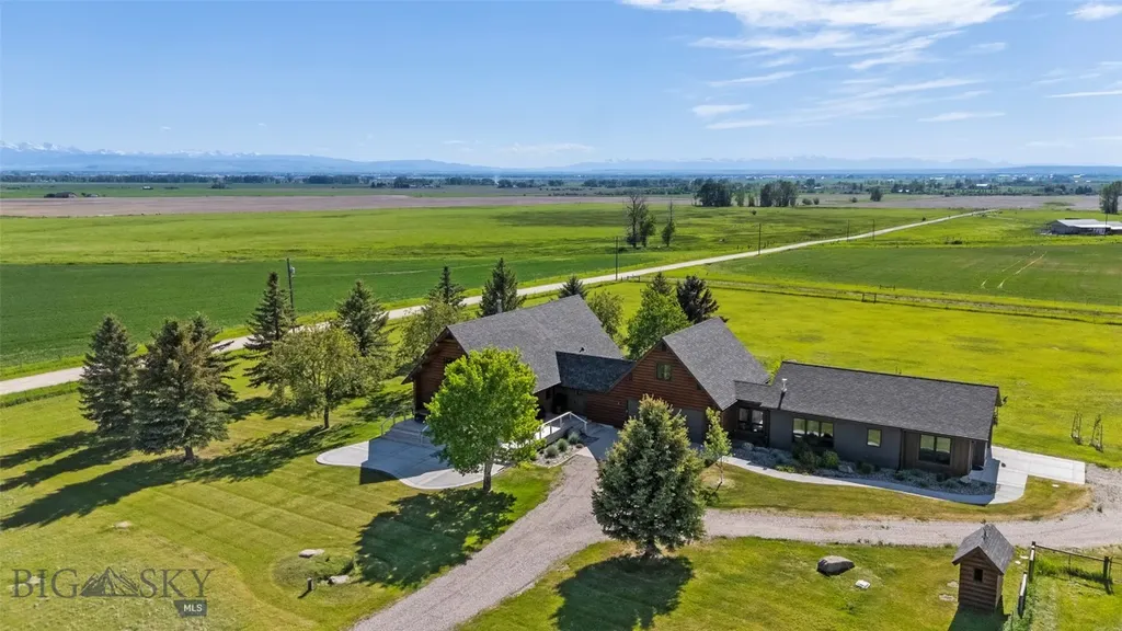3033 Wes Davis Road Belgrade MT 59714