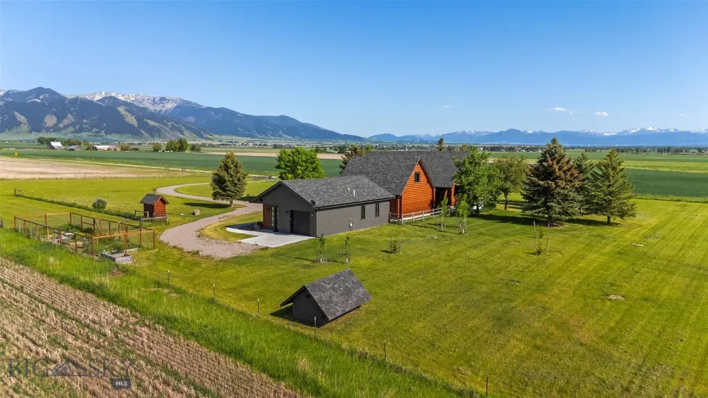 3033 Wes Davis Road Belgrade MT 59714