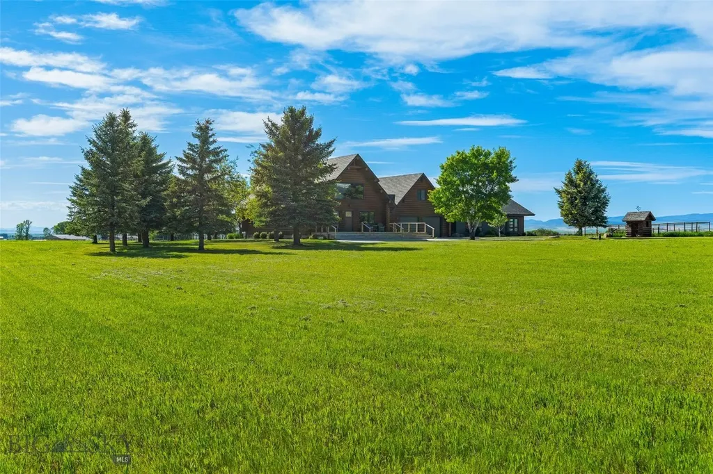 3033 Wes Davis Road Belgrade MT 59714