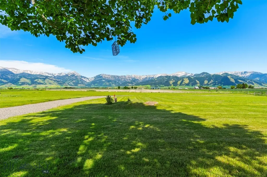 3033 Wes Davis Road Belgrade MT 59714