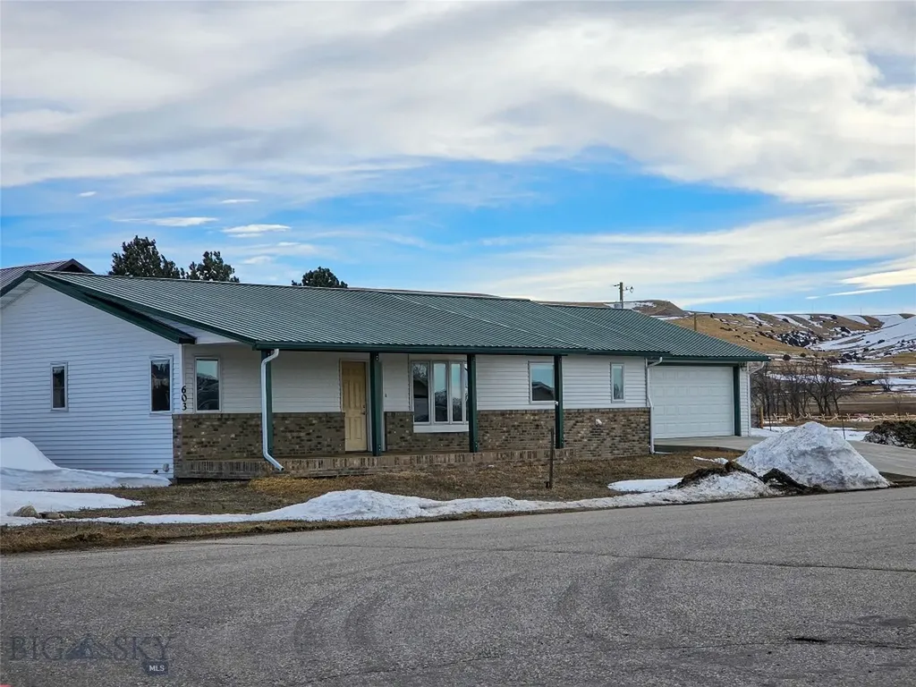 603 W 3rd Avenue Big Timber MT 59011
