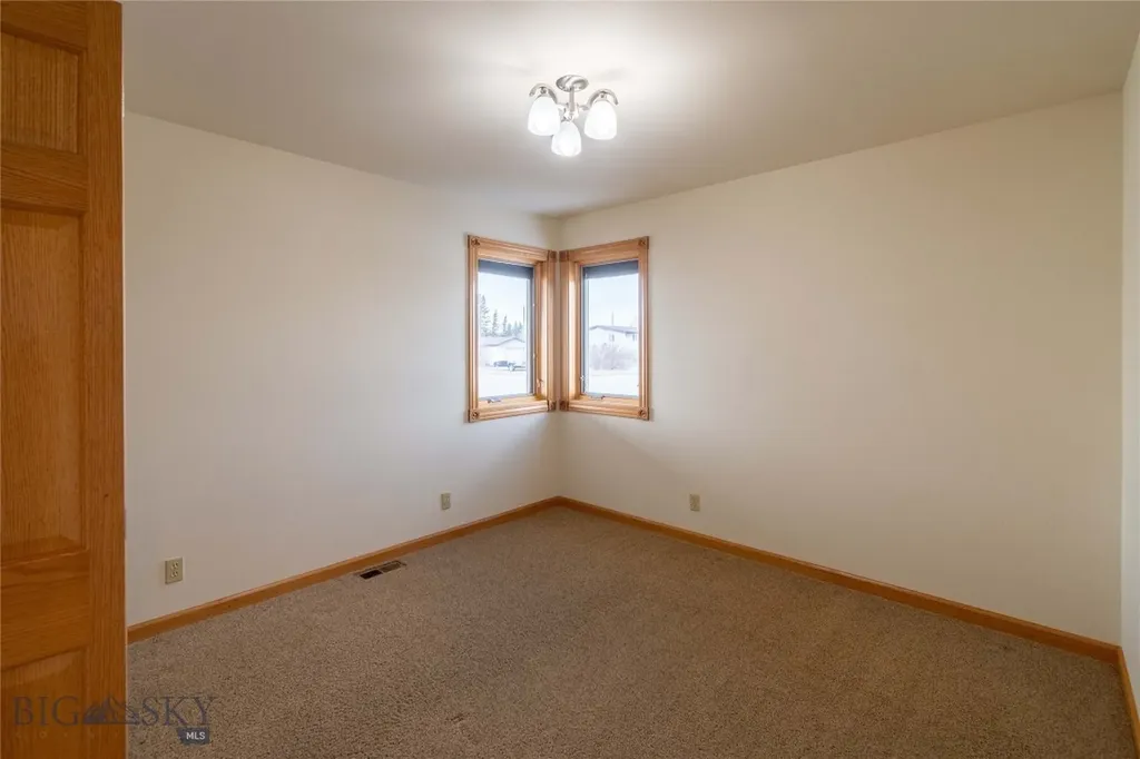 603 W 3rd Avenue Big Timber MT 59011