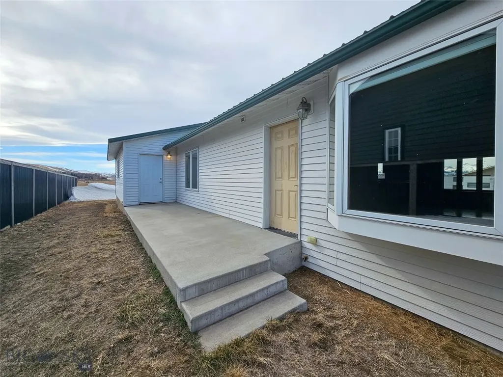603 W 3rd Avenue Big Timber MT 59011