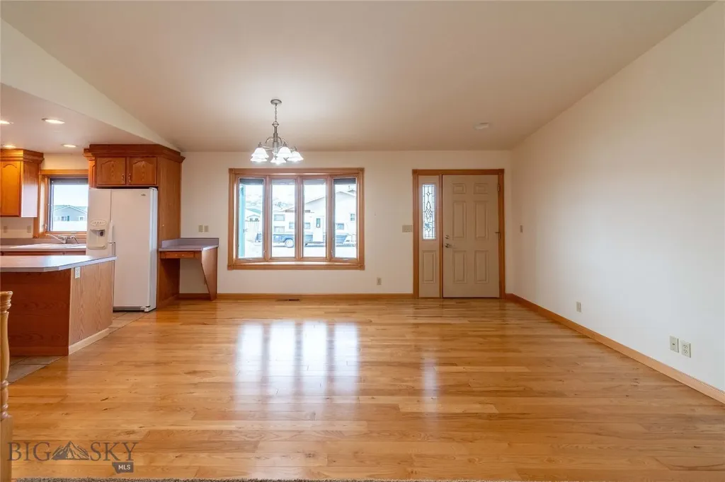 603 W 3rd Avenue Big Timber MT 59011