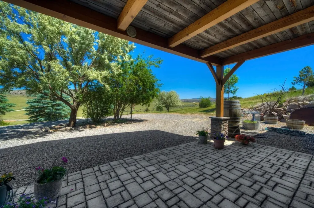 90 Fawn Meadow Manhattan MT 59741