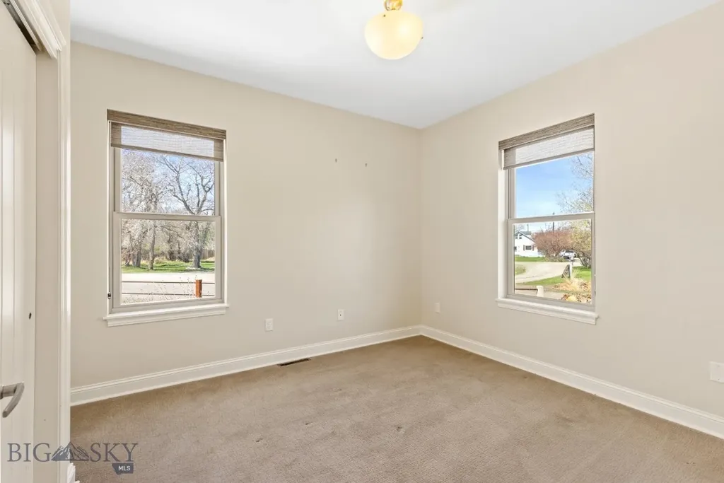 201 Little Creek Bend Livingston MT 59047