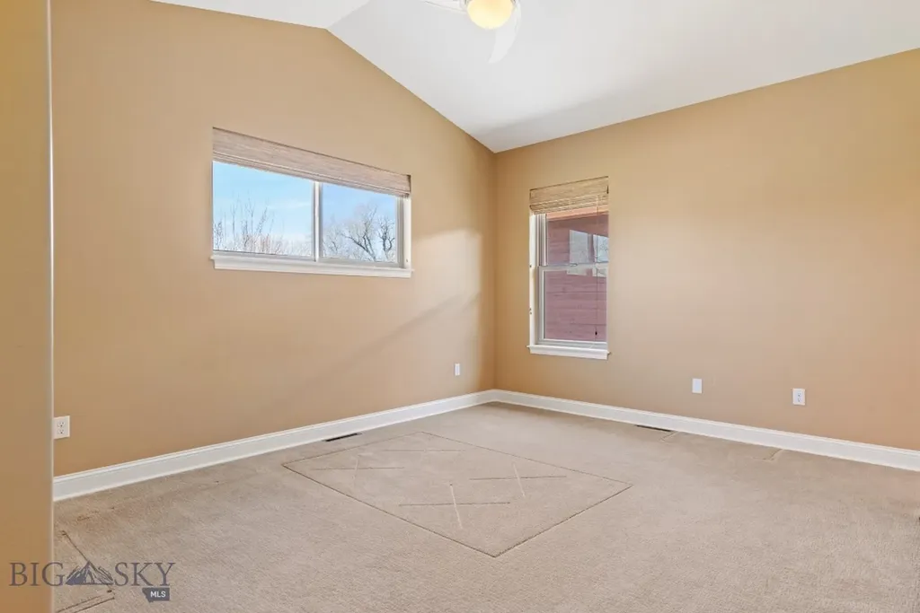 201 Little Creek Bend Livingston MT 59047