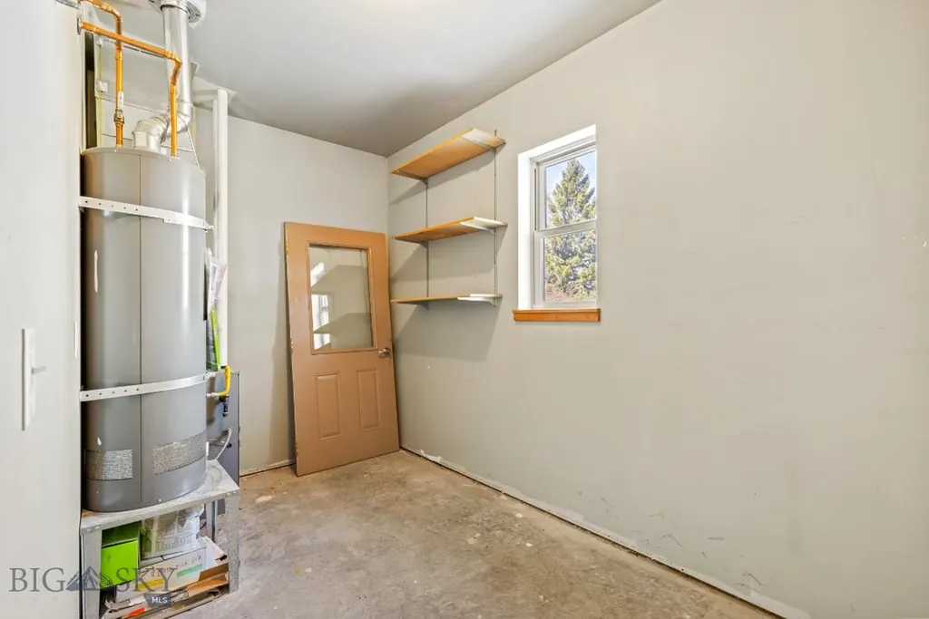 201 Little Creek Bend Livingston MT 59047