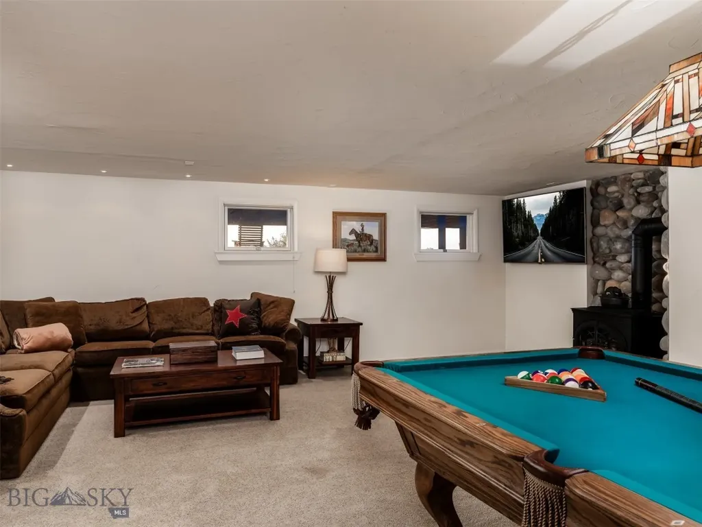 4487 Us Highway 287 N Ennis MT 59729