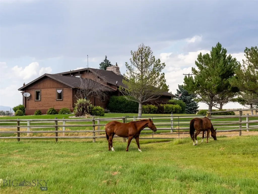 4487 Us Highway 287 N Ennis MT 59729