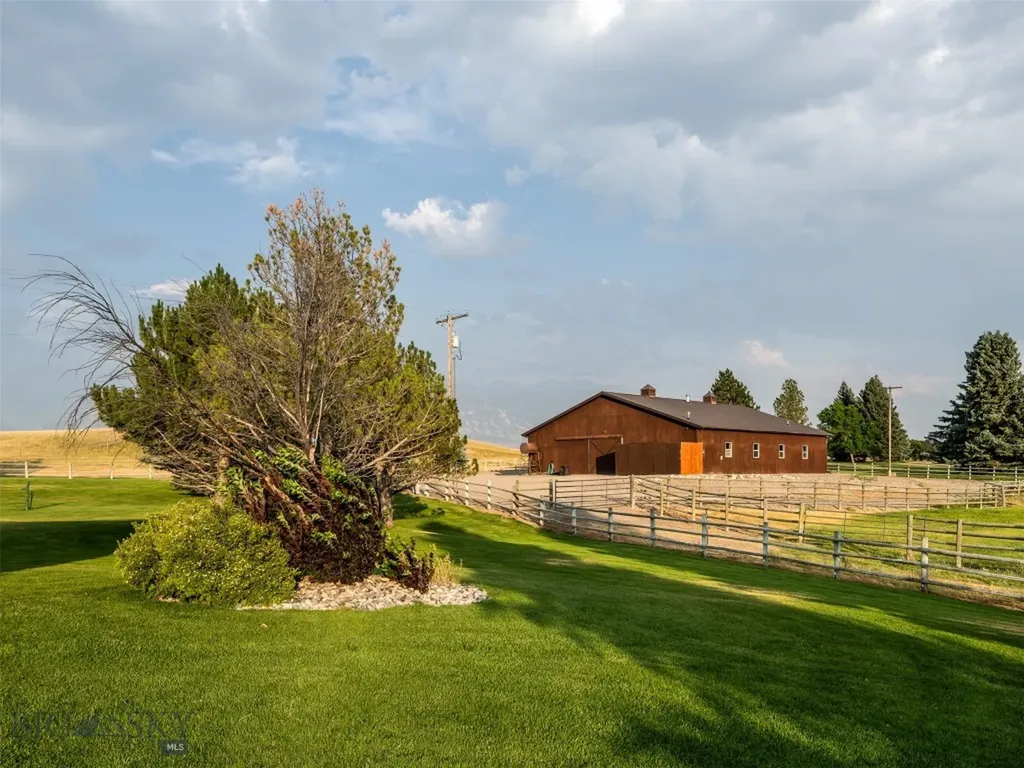 4487 Us Highway 287 N Ennis MT 59729