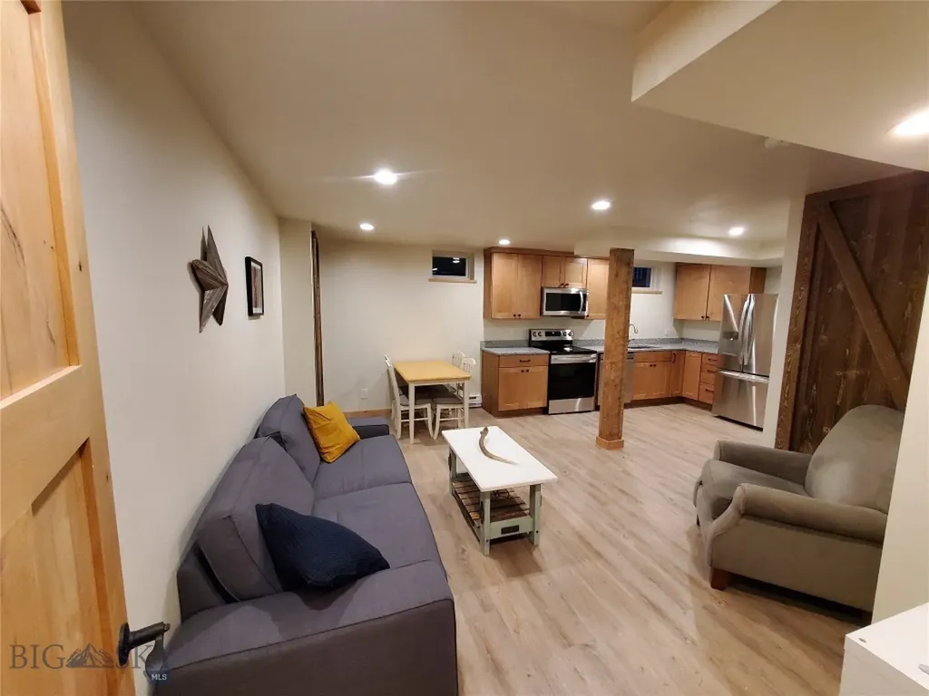 614 S 6th Bozeman MT 59715