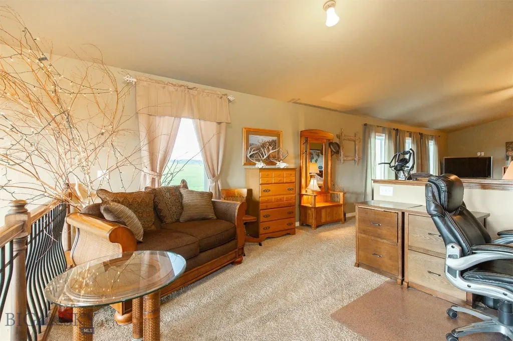 46 Rapelje Road Big Timber MT 59011