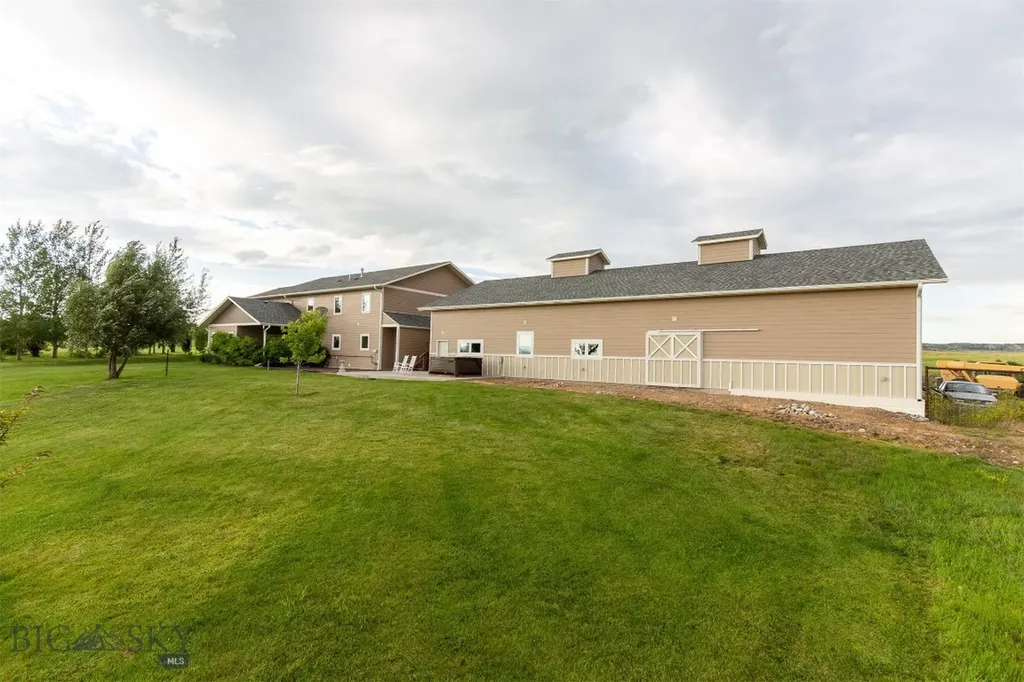 46 Rapelje Road Big Timber MT 59011