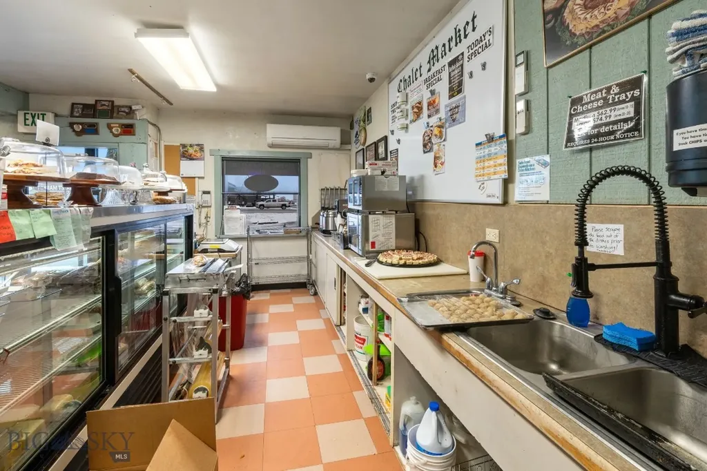 6410 Jackrabbit Lane Belgrade MT 59714