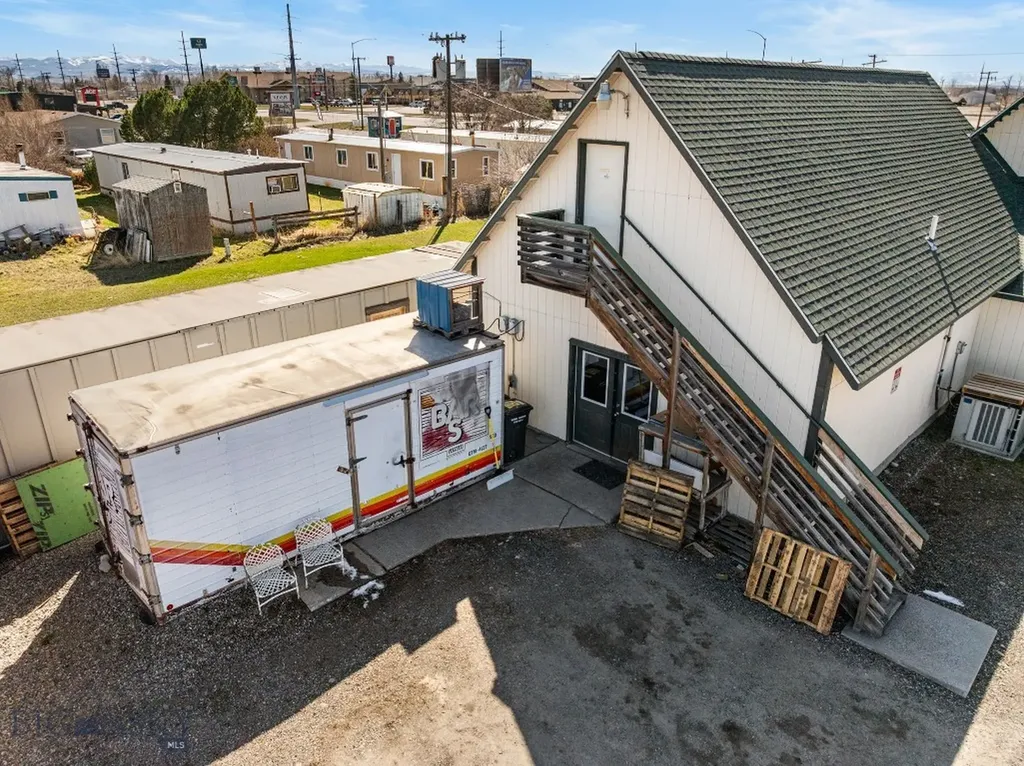 6410 Jackrabbit Lane Belgrade MT 59714