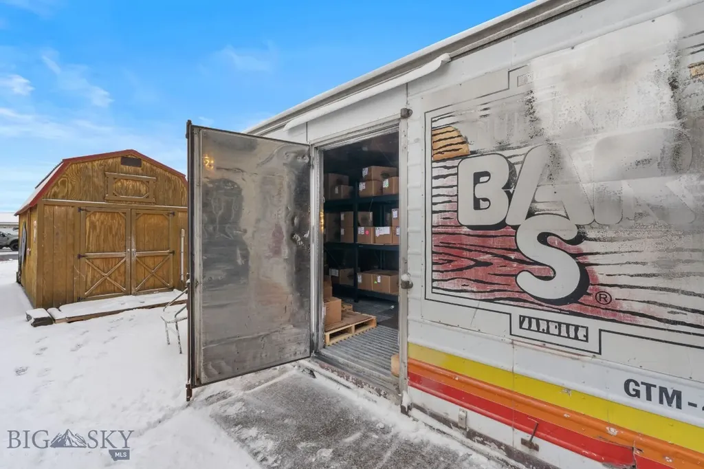 6410 Jackrabbit Lane Belgrade MT 59714
