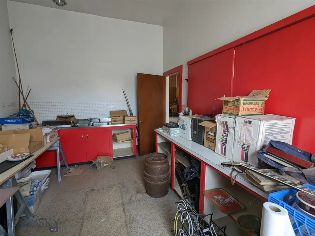 202 S Arizona Street Butte MT 59701