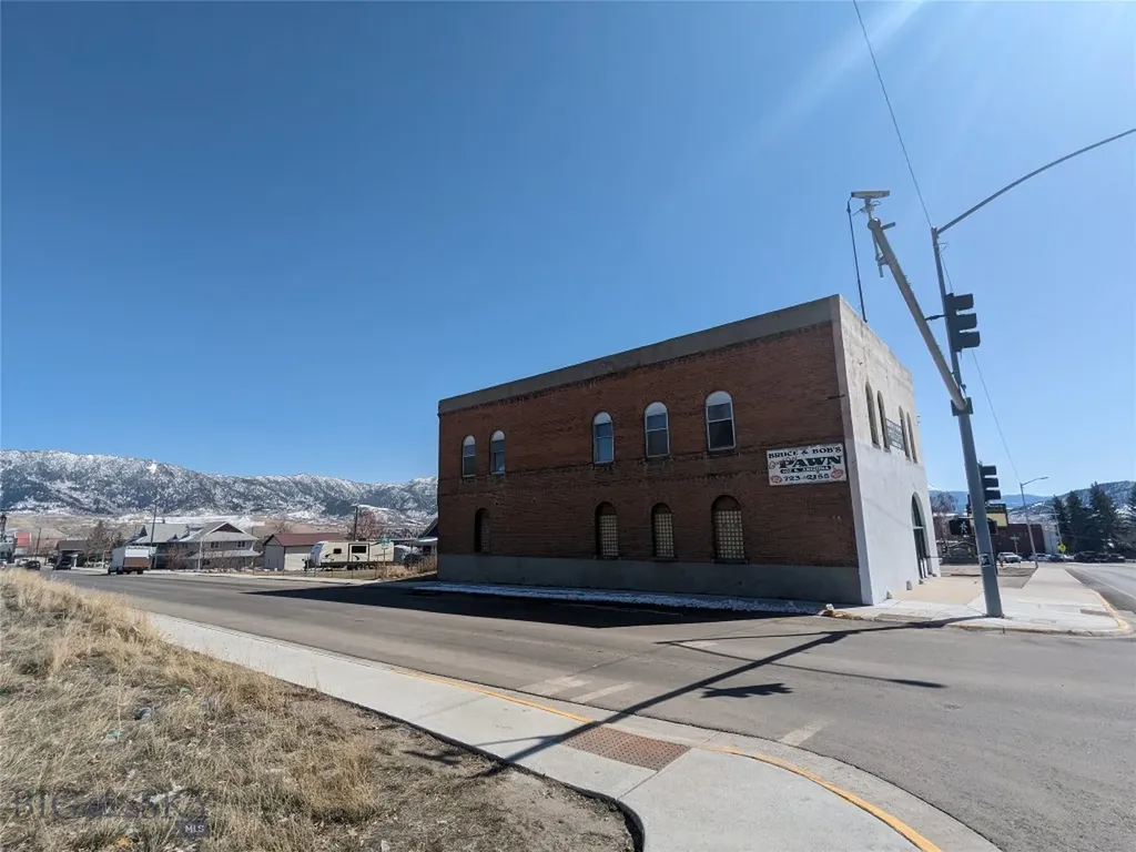 202 S Arizona Street Butte MT 59701