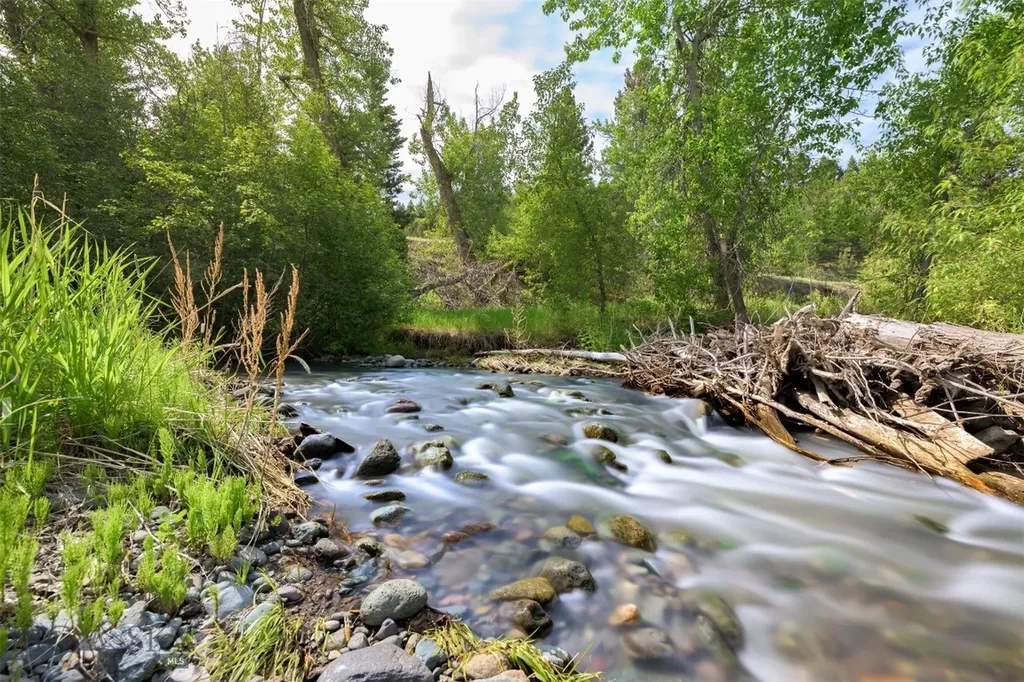 992 Deer Haven Drive Deer Lodge MT 59722