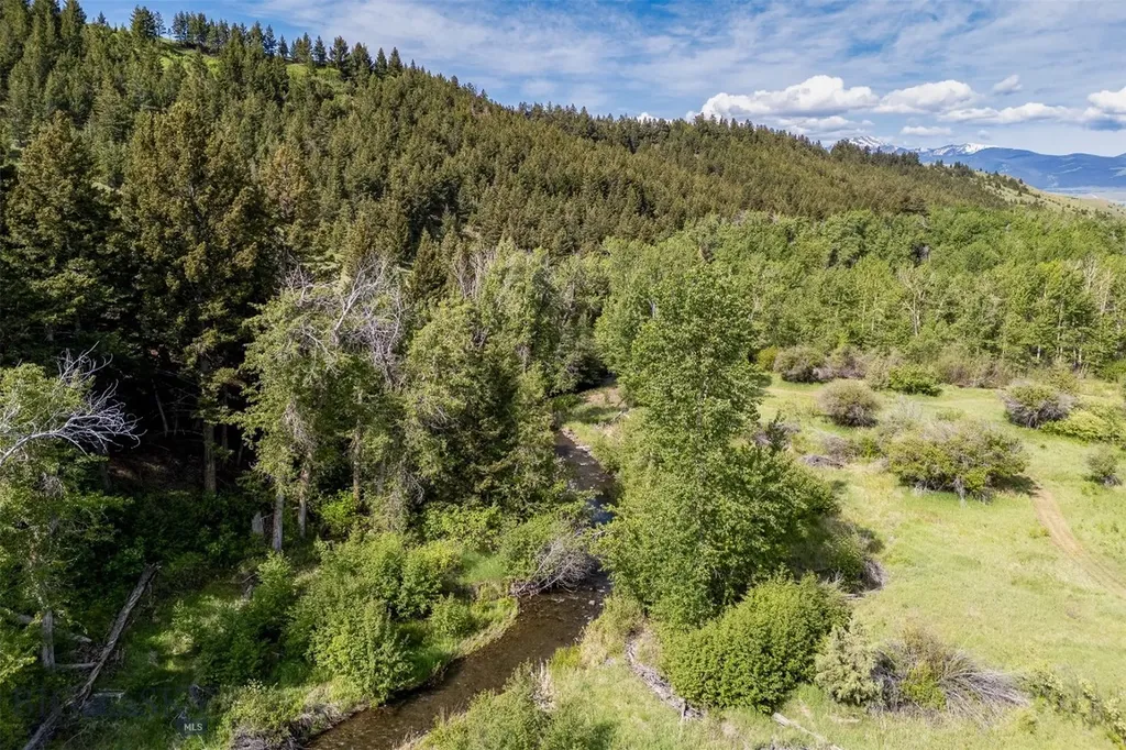 992 Deer Haven Drive Deer Lodge MT 59722