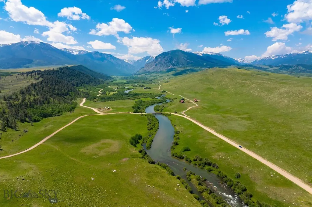 2825 & 2830 Highway 78 S Absarokee MT 59001