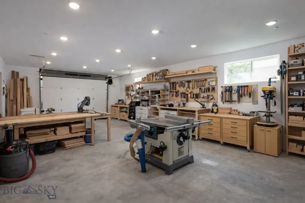 223 New Ventures Drive Unit E Bozeman MT 59718