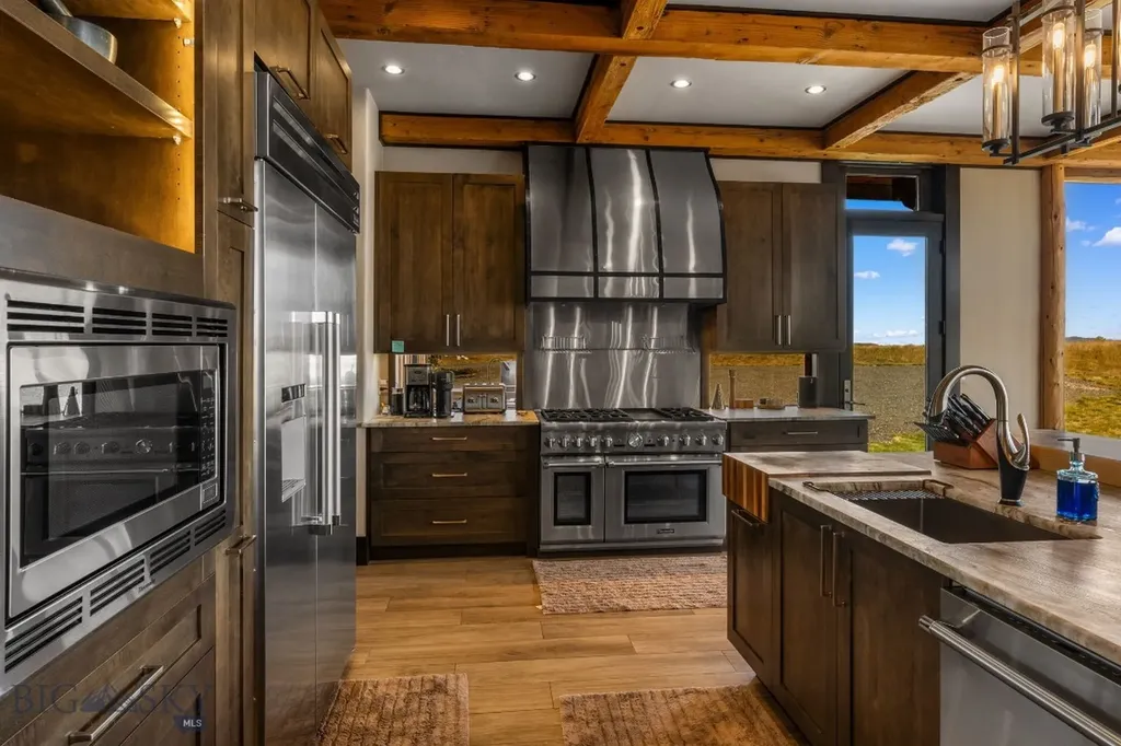 155 Peacemaker Ridge Road Belt MT 59412