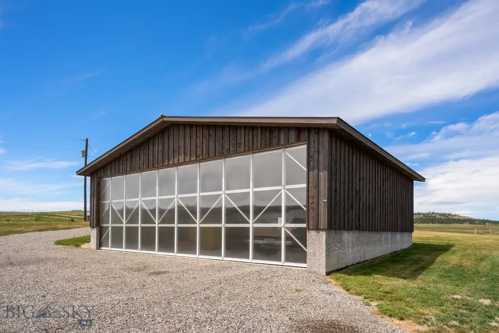 802 Deadmans Canyon Road Reed Point MT 59069