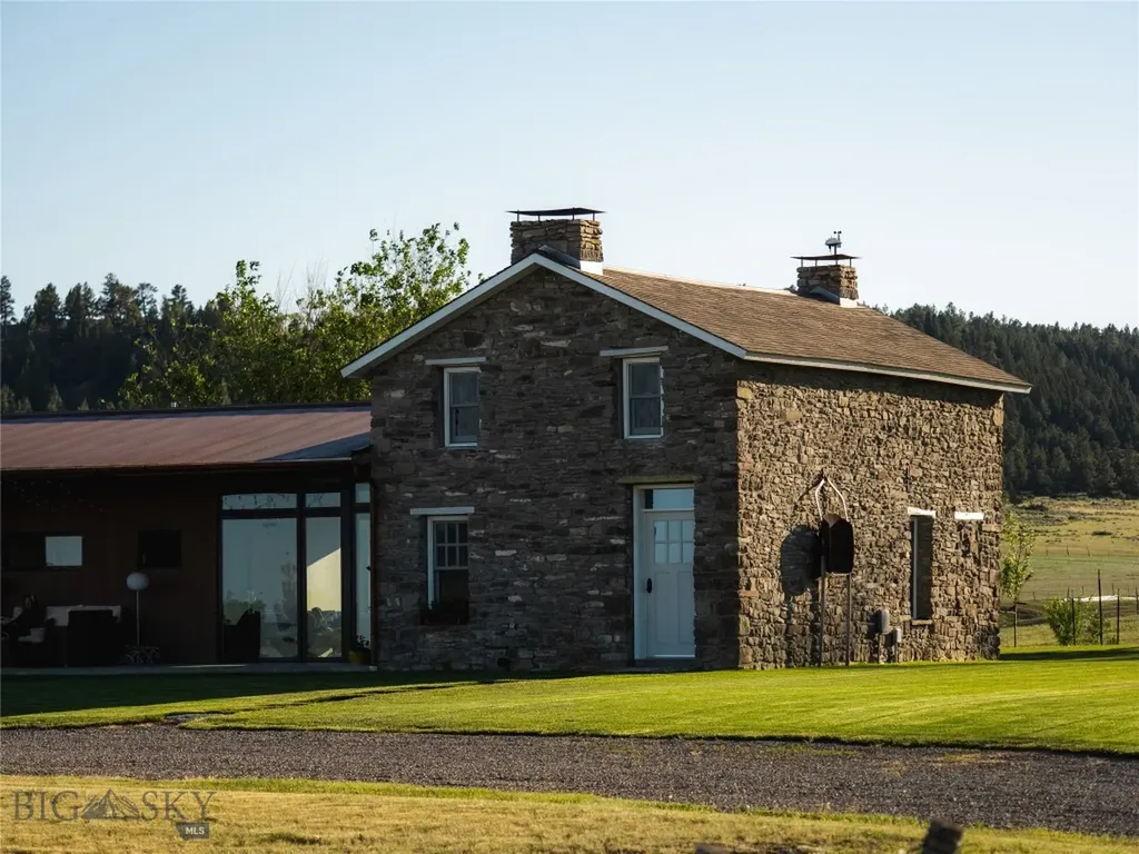 802 Deadmans Canyon Road Reed Point MT 59069