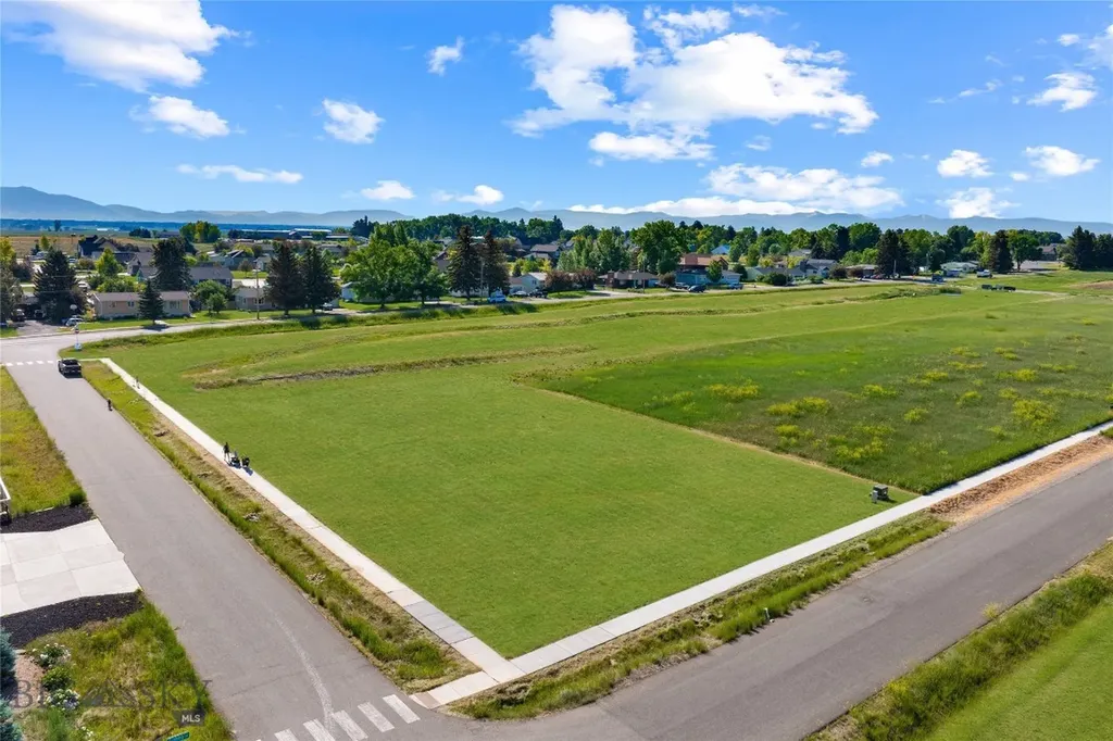 Nhn Cushing Lane Manhattan MT 59741