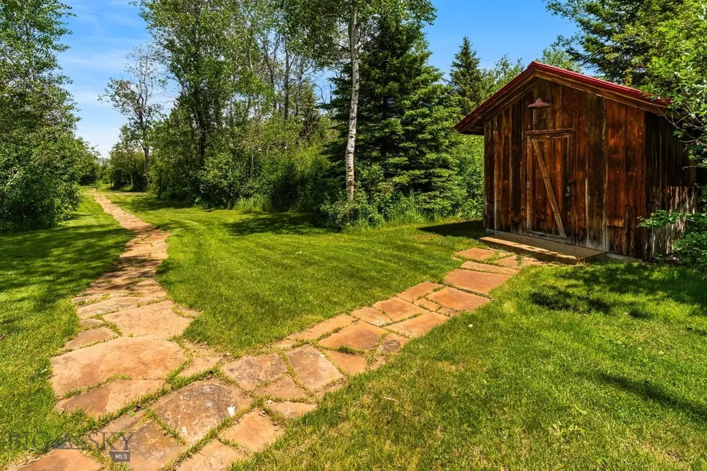 207 Martinez Spring Road Bozeman MT 59718