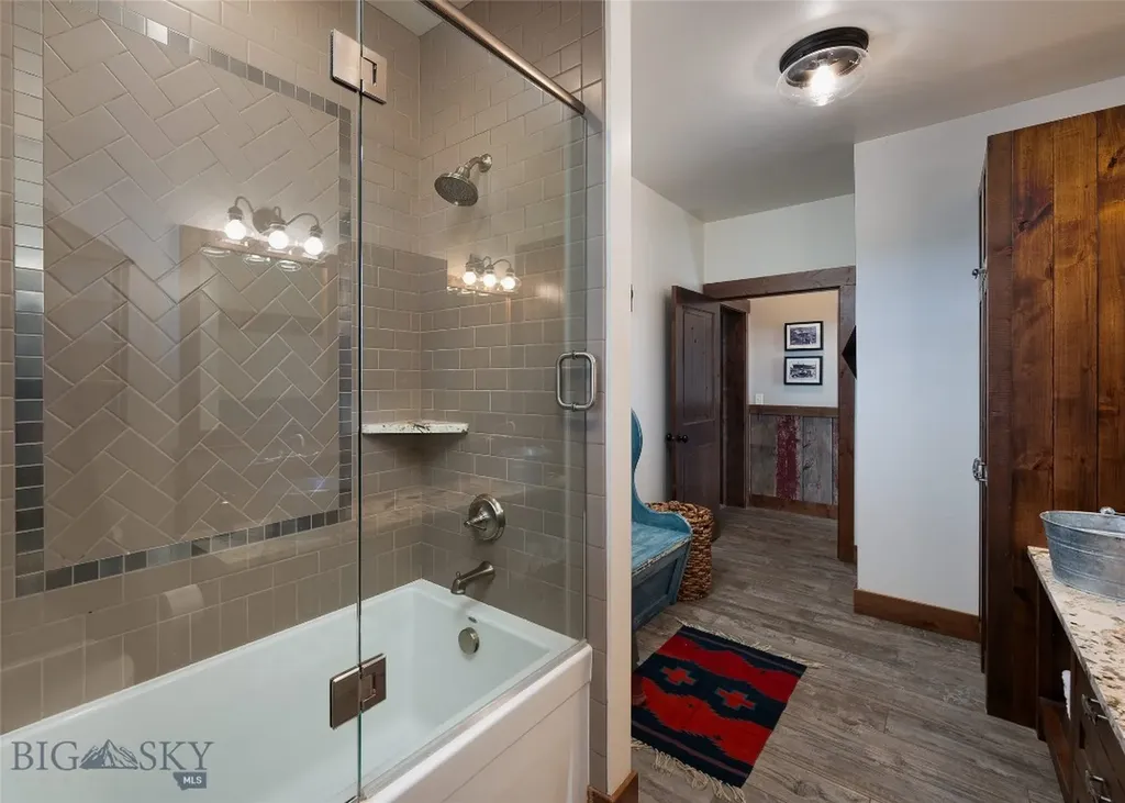 1400 Cottontail Road Gallatin Gateway MT 59730