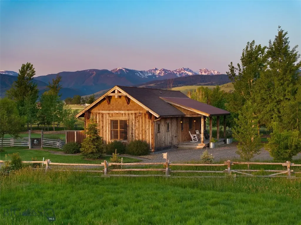 1400 Cottontail Road Gallatin Gateway MT 59730