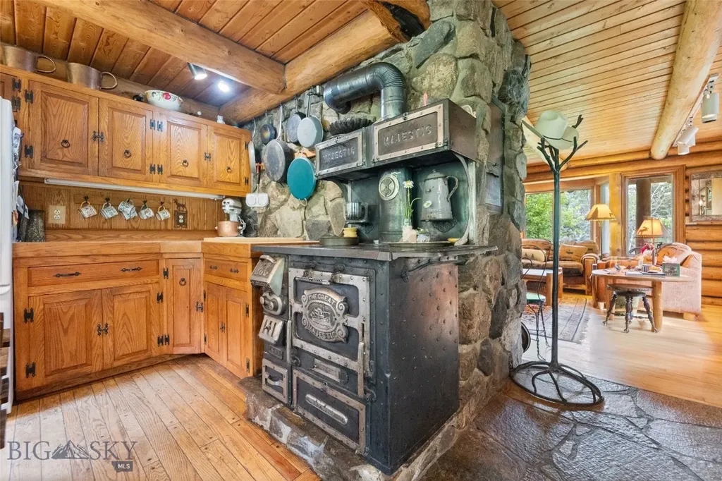 750 Black Bear Road Bozeman MT 59718