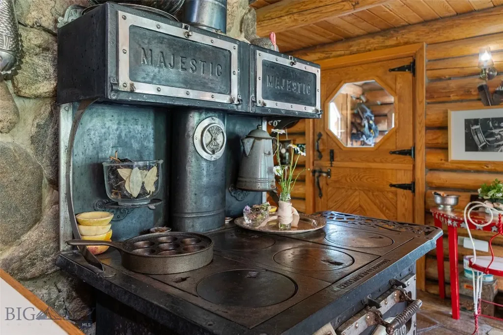 750 Black Bear Road Bozeman MT 59718