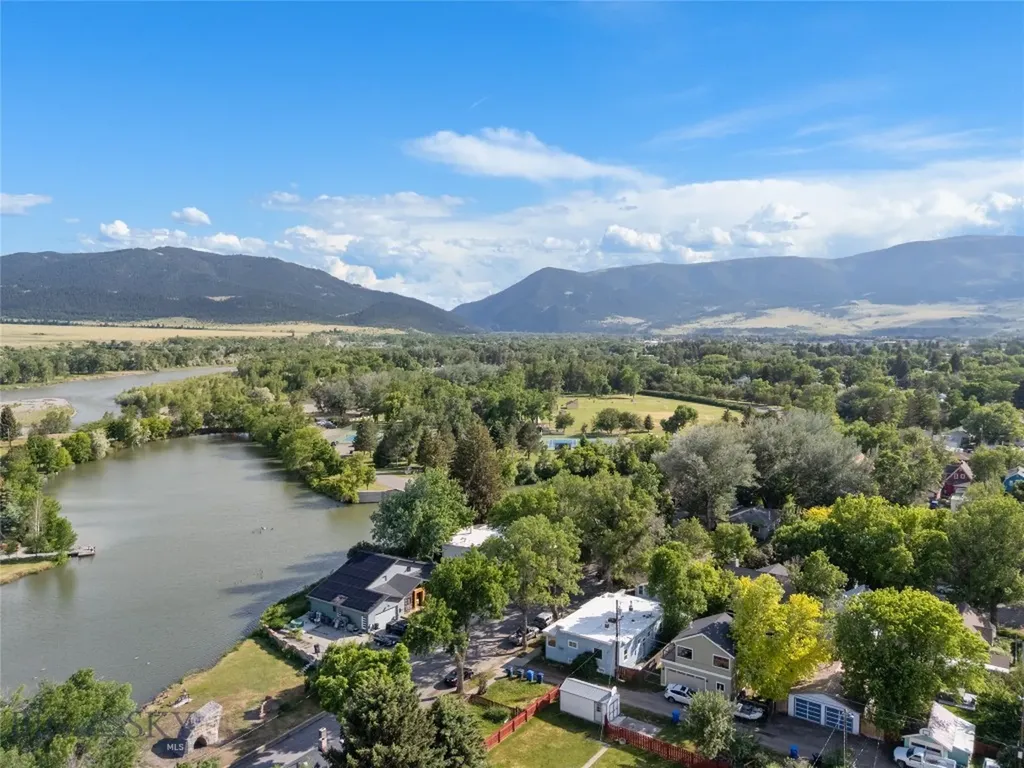425 S Yellowstone Street Livingston MT 59047