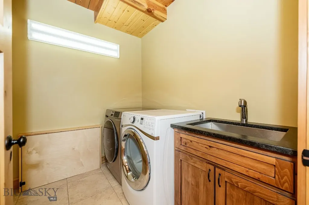 241 Aspen Loop Road West Yellowstone MT 59758