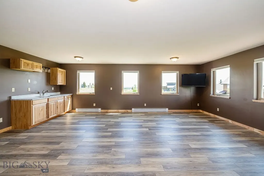 241 Aspen Loop Road West Yellowstone MT 59758