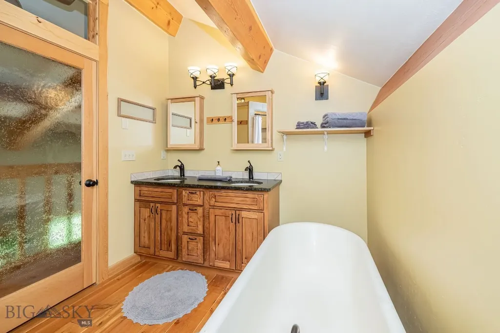 241 Aspen Loop Road West Yellowstone MT 59758
