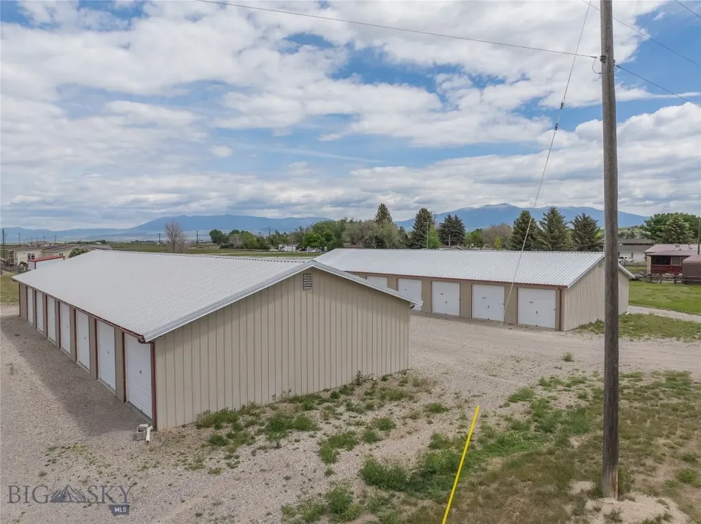 17 Cemetary Townsend MT 59644