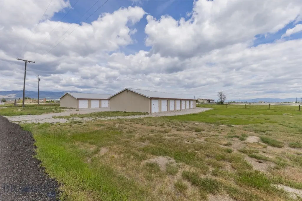 17 Cemetary Townsend MT 59644
