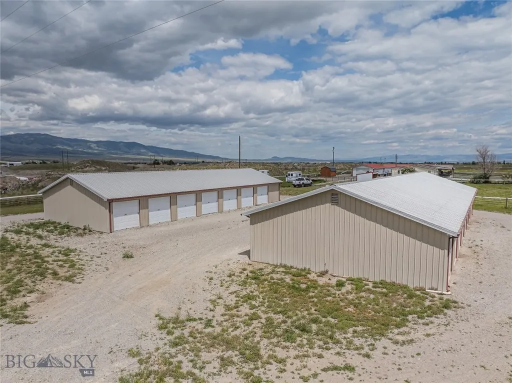17 Cemetary Townsend MT 59644