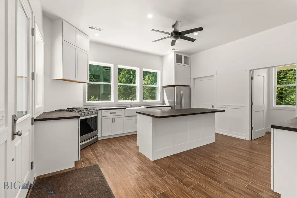 189 Blue Creek Road Heron MT 59844