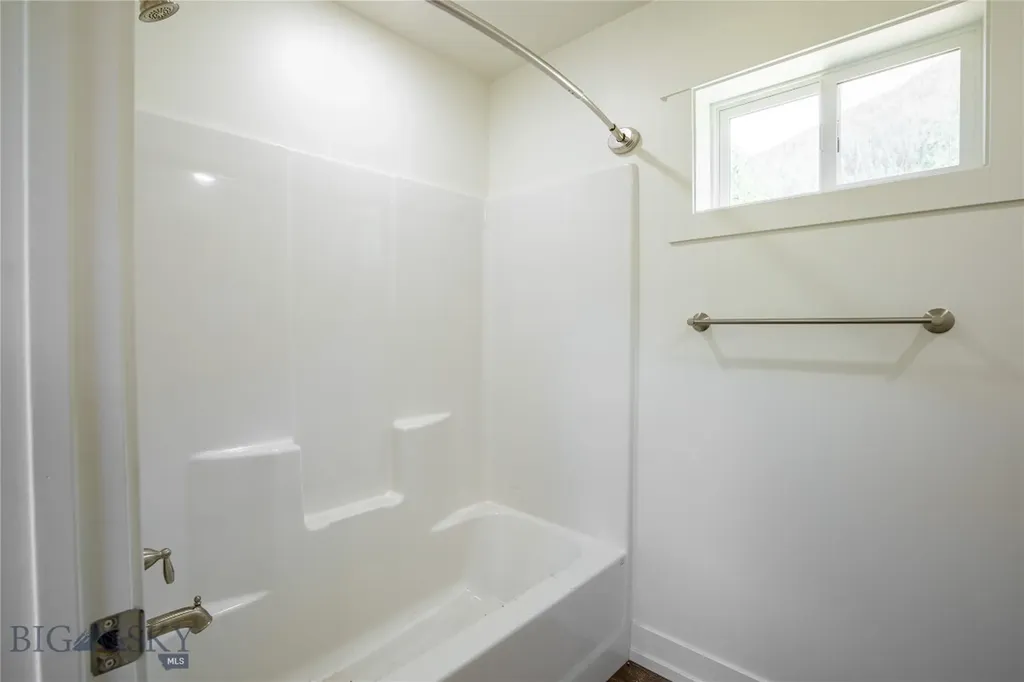 189 Blue Creek Road Heron MT 59844