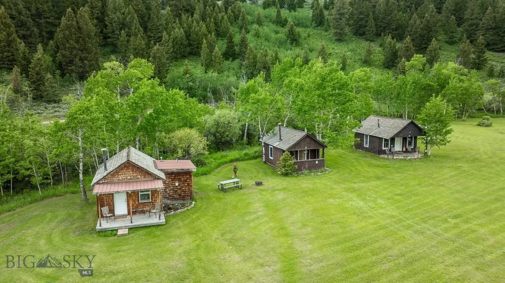 5200 Elk Lake Road Lima MT 59739