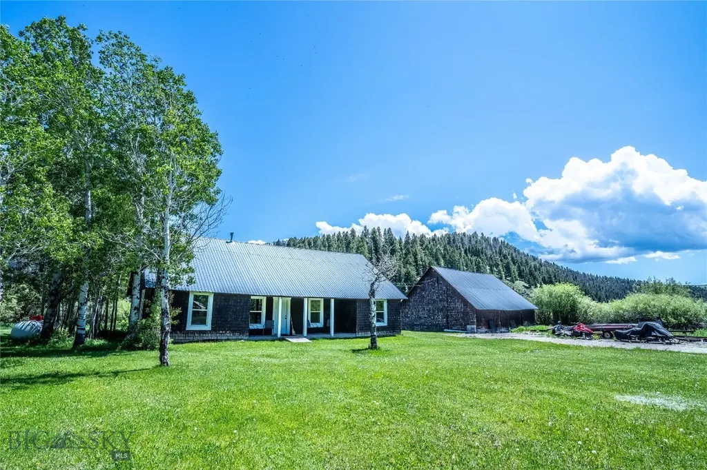 5200 Elk Lake Road Lima MT 59739