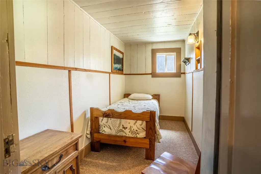 5200 Elk Lake Road Lima MT 59739